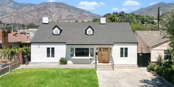 205 Laurel