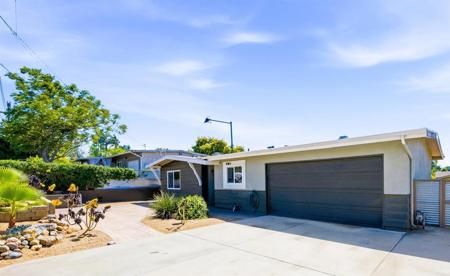 421 Hillcrest Lane