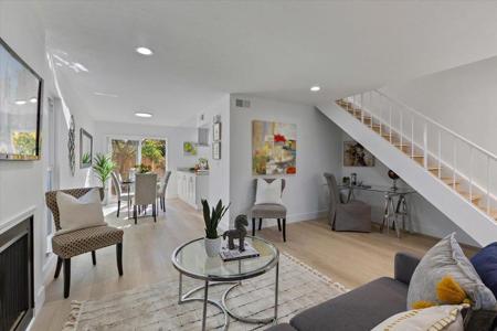 125 Connemara Way