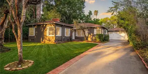 405 E Harvard