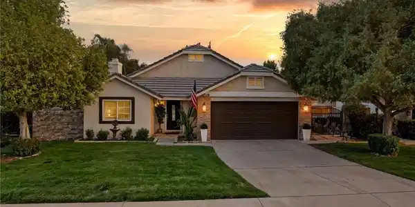5548 5548 Westwind Drive