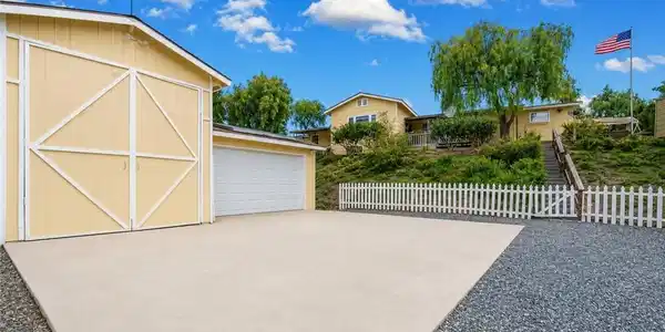 47480 Maverick Road