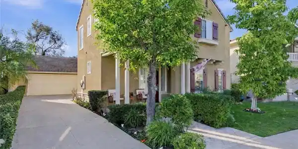 39 Grassy Knoll