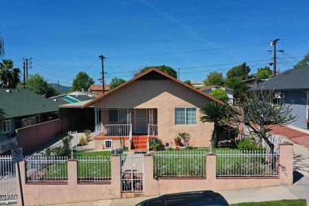 2813 Silver Street