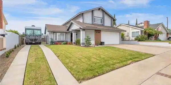 25652 Westover Circle
