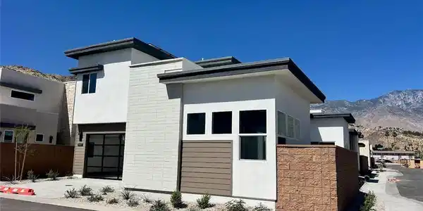2657 Maverick Lane