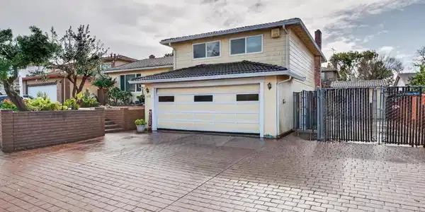 3352 San Rivas Drive