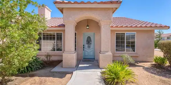 56739 Taos Circle