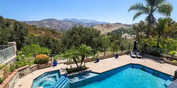 19312 Sleeping Oak Drive