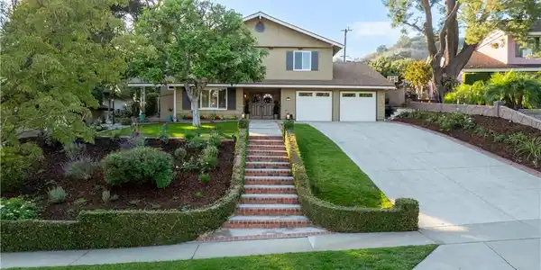827 Deerflats Dr