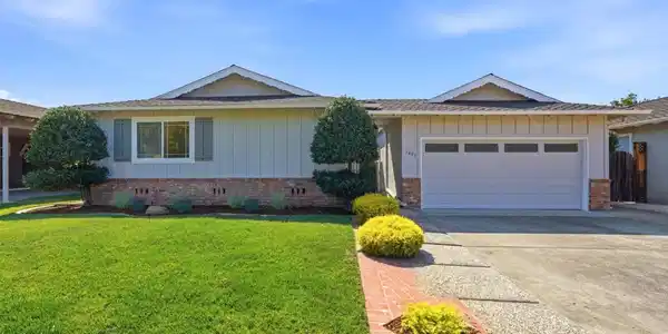 5493 Fern Drive