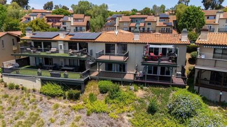 6933 Camino Degrazia