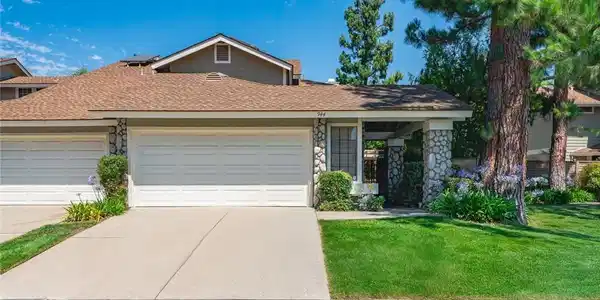 944 Auburn Road