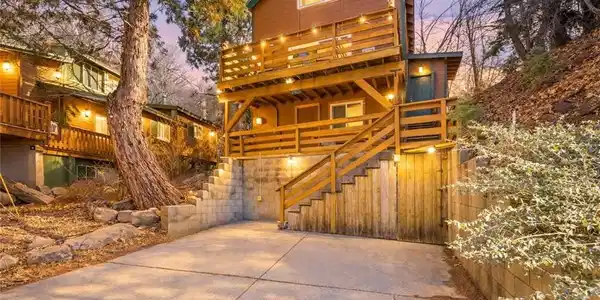 33435 Falling Leaf Drive