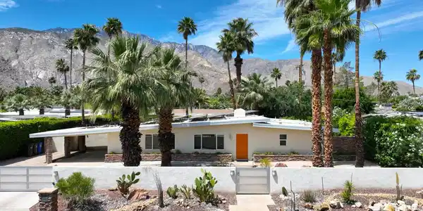 1443 N Vaquero Road