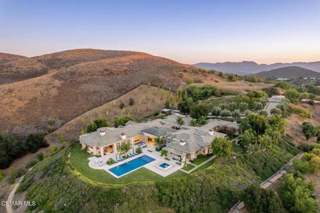 1300 Woodland Grove Court