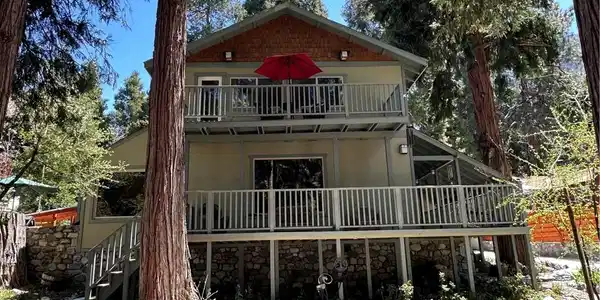 41379 Rainbow Lane