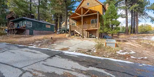 33332 Holcomb Creek