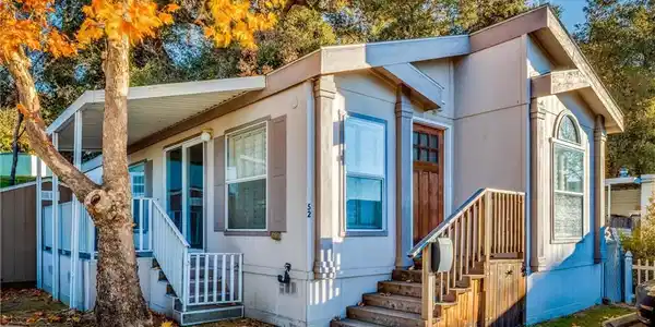 5715 Santa Cruz Rd