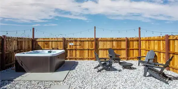 3777 Hilltop