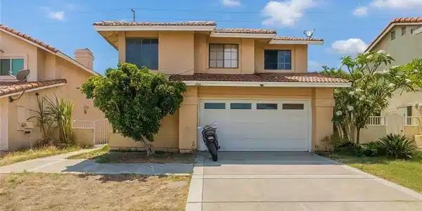 6544 Pacifica Avenue