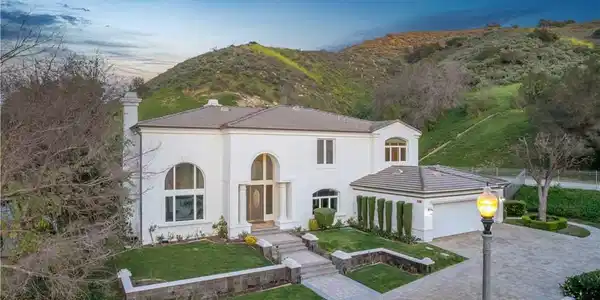 25301 Prado De Los Arboles