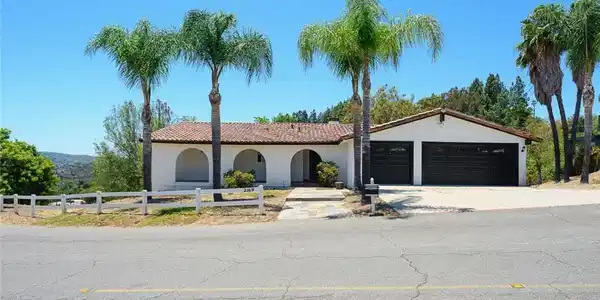 2169 Rocky View