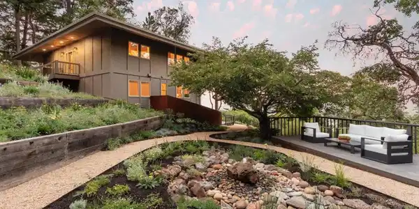 33 Bear Glen Drive