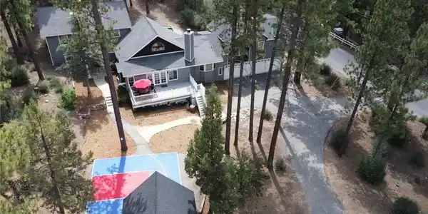 42385 Fox Farm