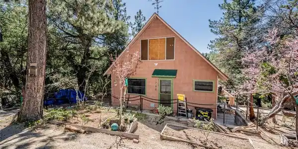 52647 Pine Cove