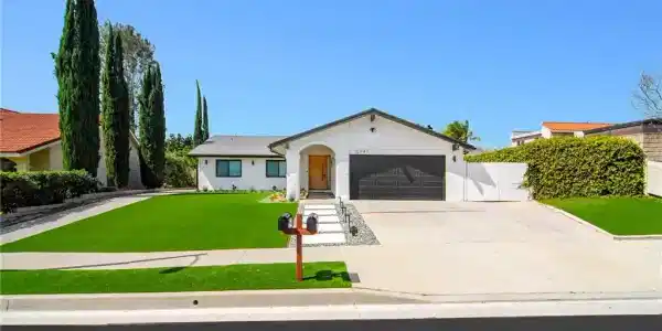 10947 Lurline Avenue
