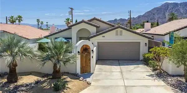 52580 Avenida Alvarado