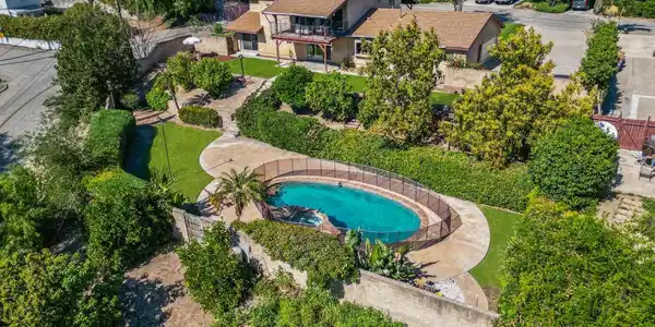 1000 Foothill Drive
