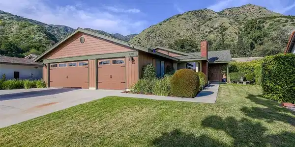3401 Brookridge Road