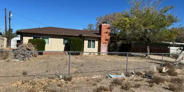 15932 Live Oak