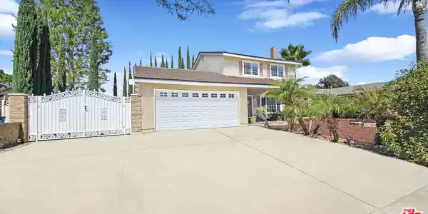 1461 Paloma Avenue