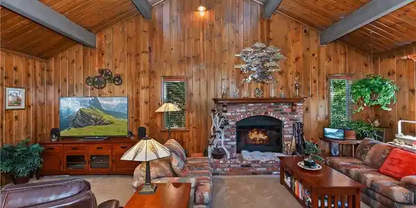 1100 Arbula Drive