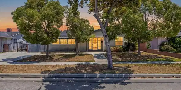 8082 San Heron