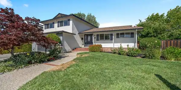 5868 Montevino Drive