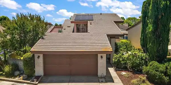 1326 North Hills