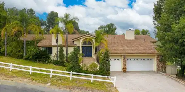 2831 Steeplechase Lane