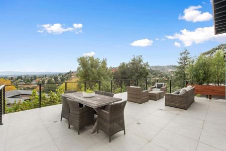 21 Highland Avenue