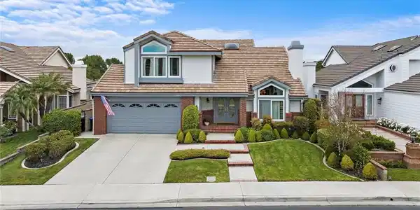 28811 Walnut