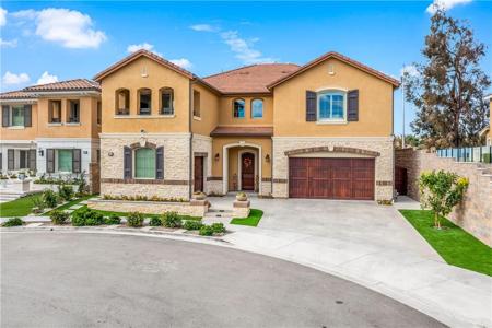 2552 Highland Oak Court