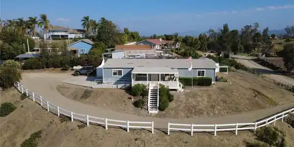 25210 Catalina