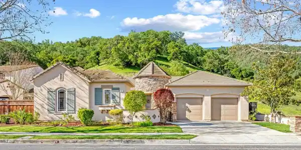 7071 Eagle Ridge Drive