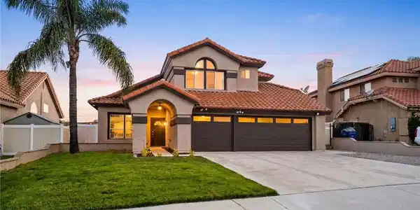 7450 Red Clover Way