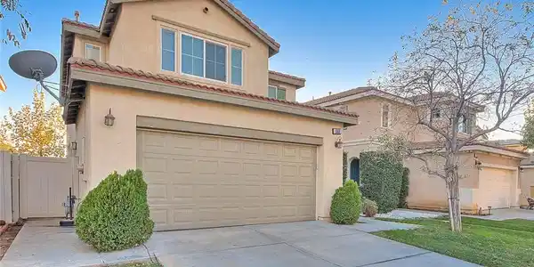 1343 comfrey leaf Drive