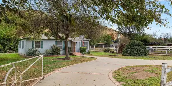 11179 TOPO LN