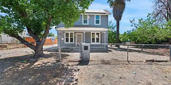 1421 Sepulveda Avenue